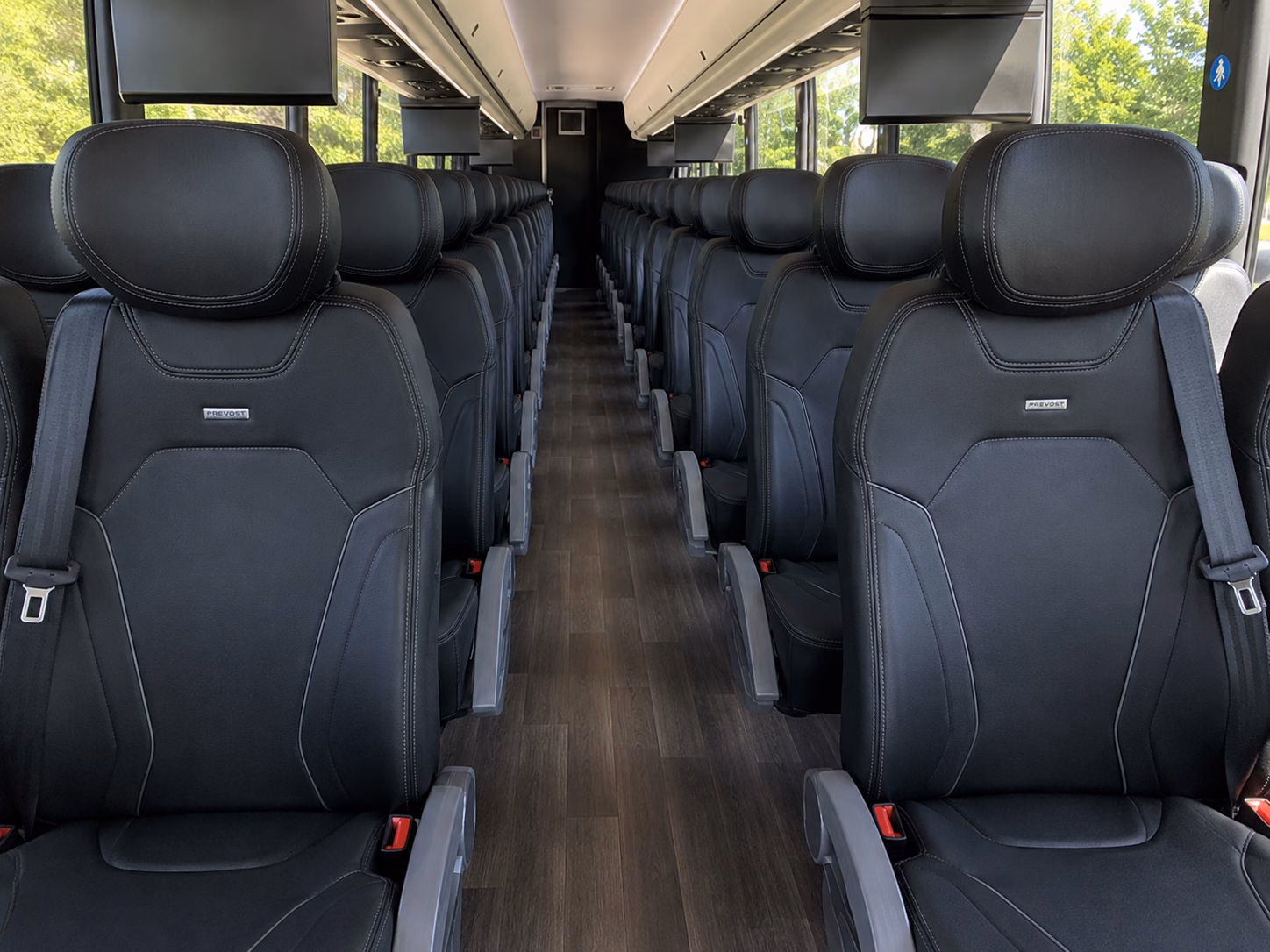 weekend wedding bus rentals for multi day celebrations in the desert